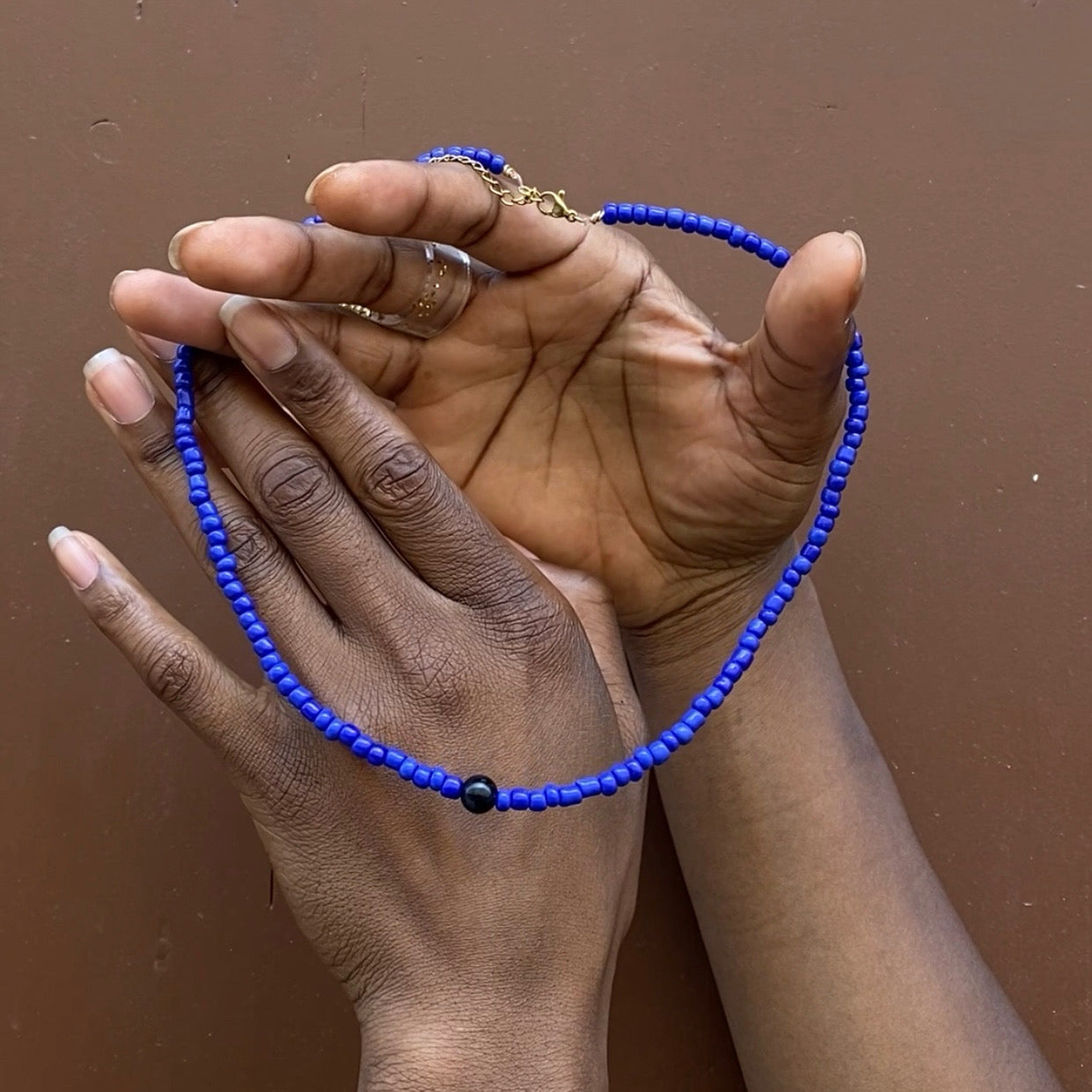 Collier KV Blue/white